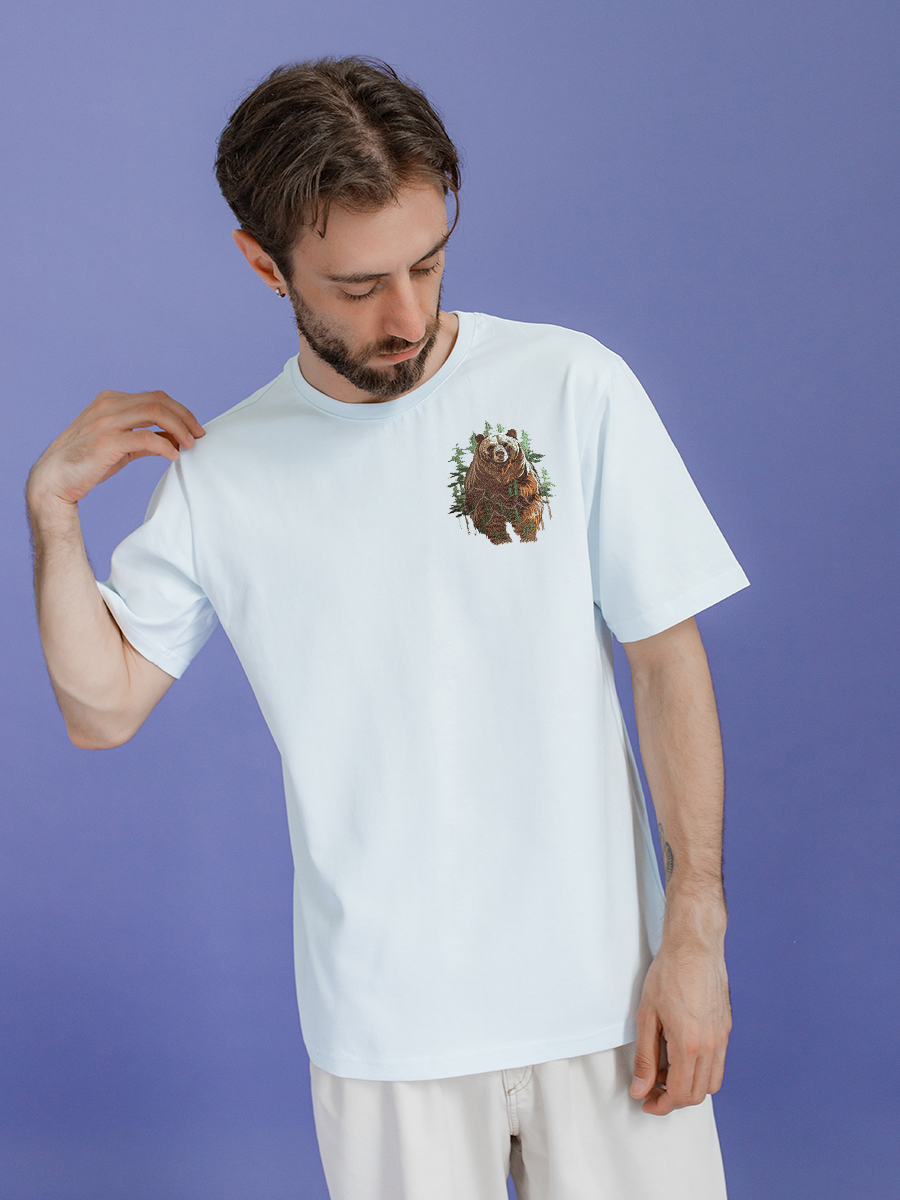 Белая футболка мужская плотная с вышивкой "Медведь"