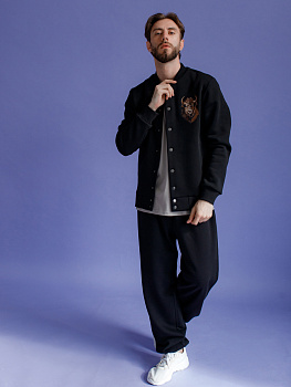 Бомбер мужской черный с вышивкой "Бизон"