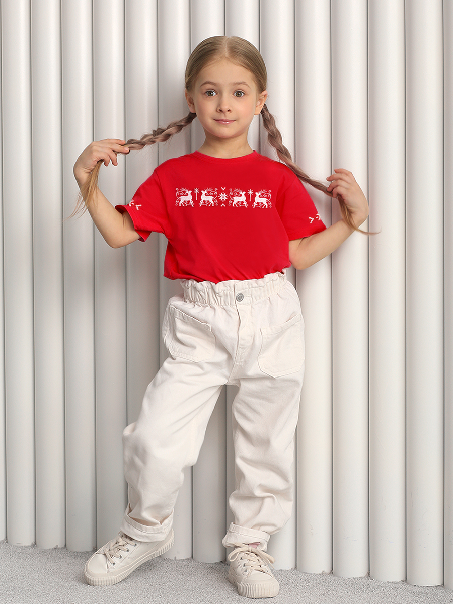 Детская футболка красная с вышивкой "Олени" 