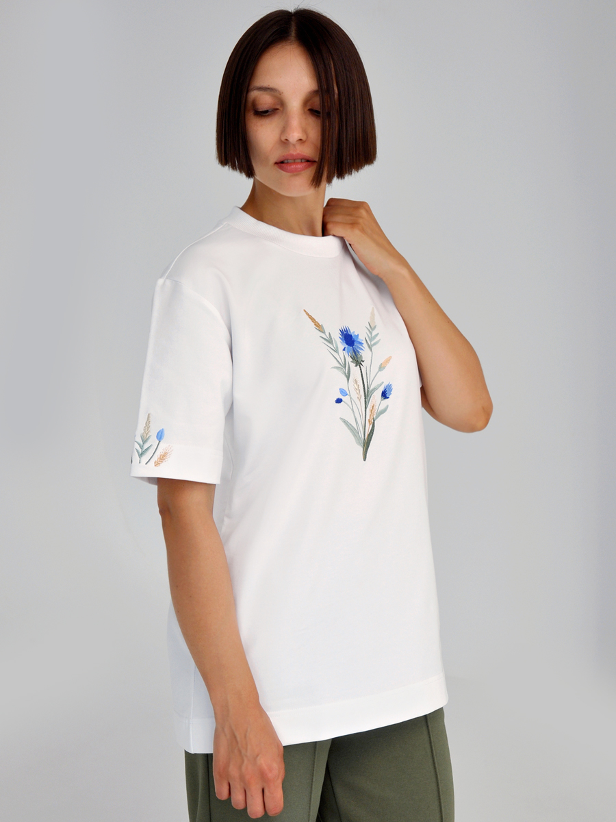 Белая футболка оверсайз (плотная) с вышивкой "Василек"