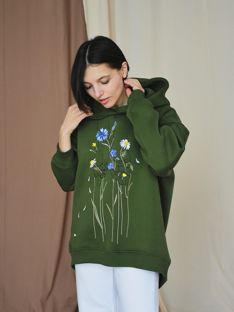 Худи оверсайз темно-зеленое с вышивкой "Полевые цветы"