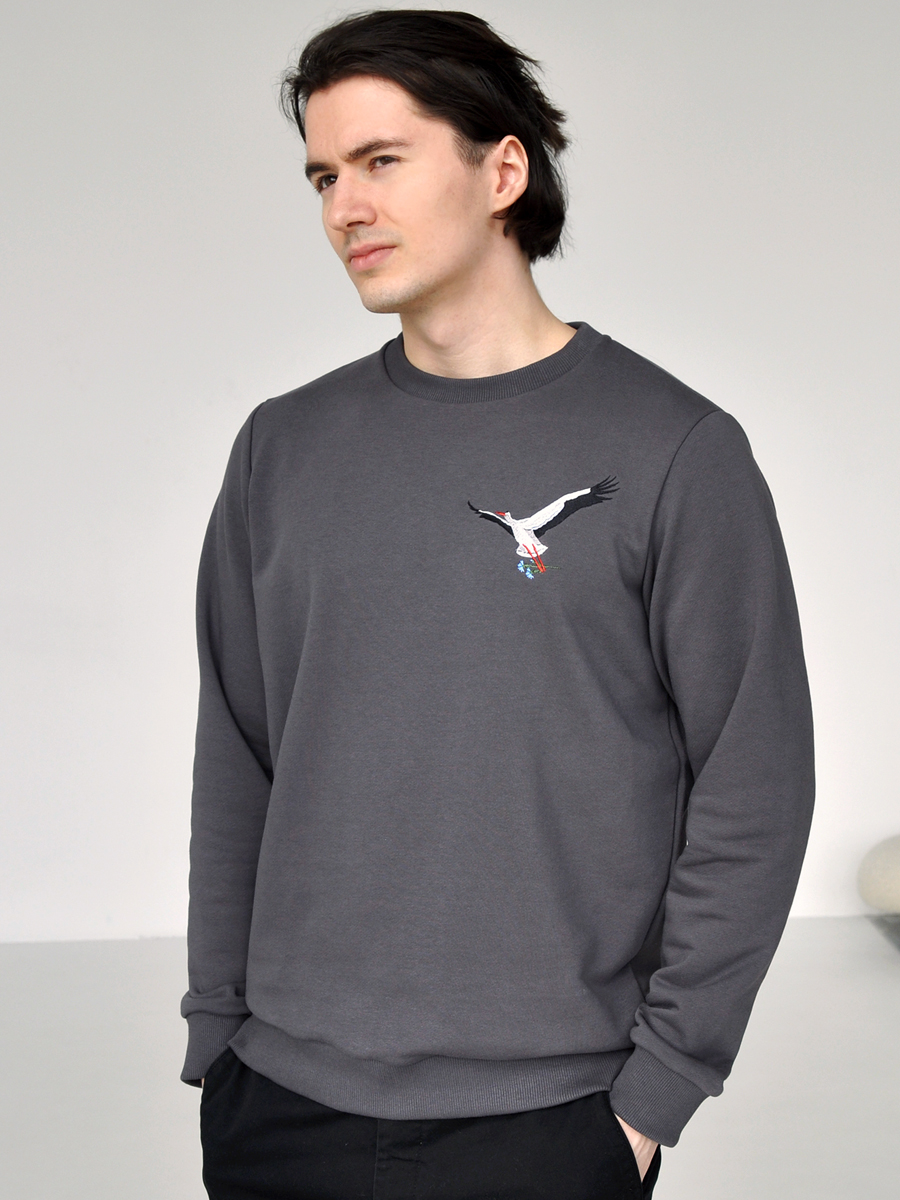 Свитшот мужской графитовый с вышивкой "Аист"