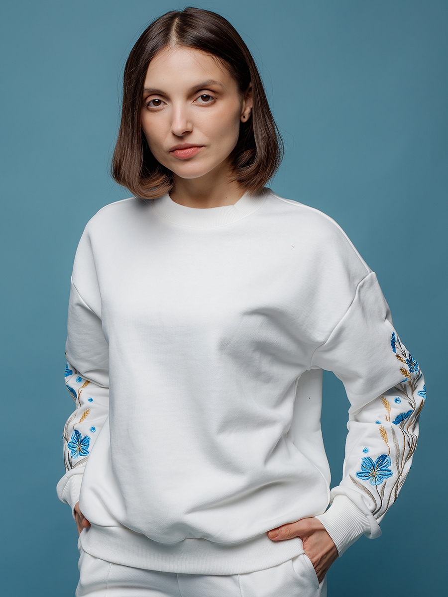 Женский свитшот оверсайз молочного цвета с вышивкой "Родны лен"