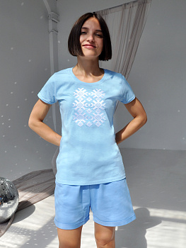 Женская футболка голубая с белой вышивкой "Ярыла" 