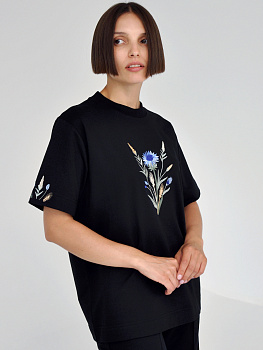 Черная футболка оверсайз (плотная) с вышивкой "Василек"