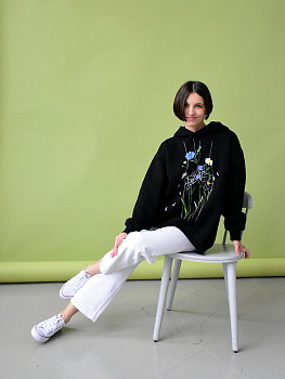 Худи оверсайз черное с вышивкой "Полевые цветы"