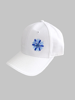 Белая бейсболка с вышивкой "Василек"