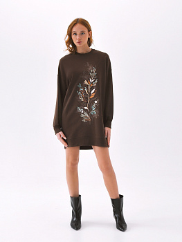 Платье шоколадного цвета с вышивкой "Танец листвы"